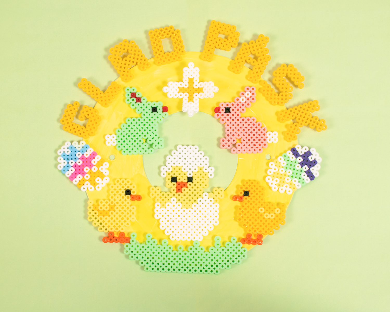 Easter wreath with iron beads