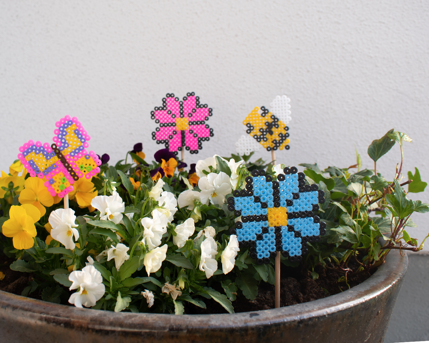 Make decorations for the garden